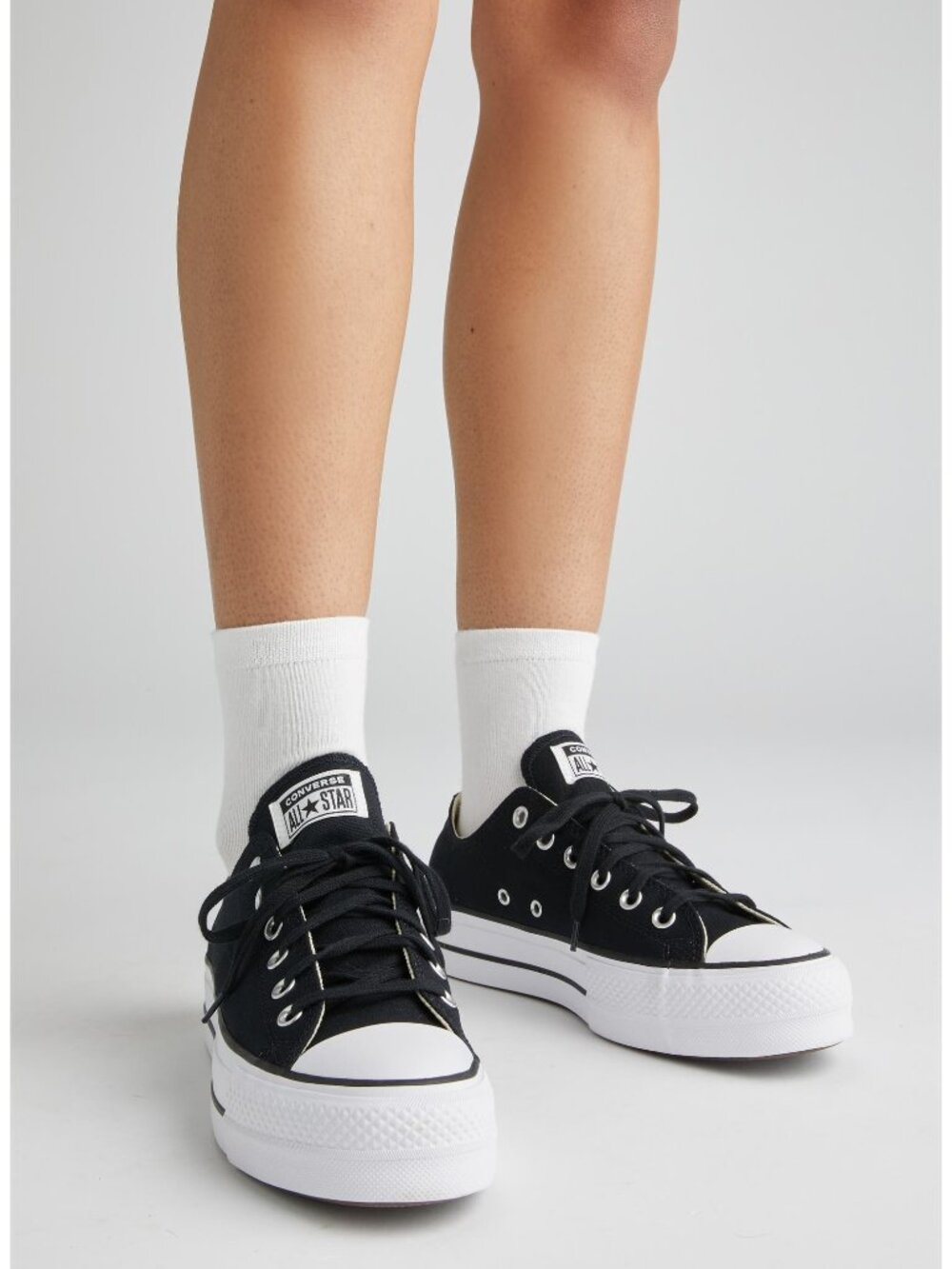Converse Women's Chuck Taylor All Star Lift Platform Sneaker Size 9.5